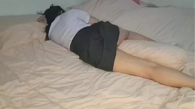 Chơi điện thoại nhiều không tốt, thà bú con cặc đi