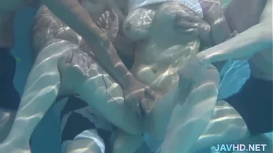 Cô gái Nhật Bản trong cuộc thác loạn tập thể Phần 6