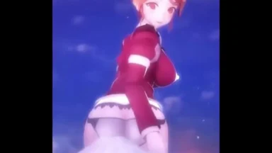 Nữ khổng lồ mông núi nghiền nát