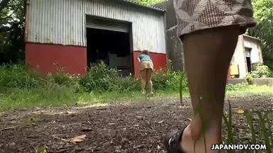 Nàng Á châu xinh đẹp dâm đãng, bị trói và hiếp dâm tập thể thô bạo