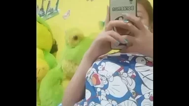 Phim Sex Indo - Cô Gái Khỏa Thân Trực Tiếp