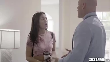 Con gái riêng tuổi teen châu Á gặp tai nạn nhỏ ướt át