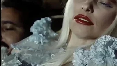 Đam mê cấm kỵ dữ dội 0475