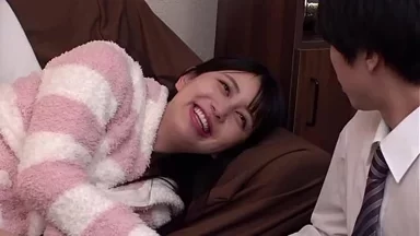 Nếu bạn lỡ chuyến tàu cuối, bạn có về nhà không? Trang phục nhà rộng rãi, khác hẳn với bộ vest ở công ty, khiến tôi phấn khích tột độ... [Phần 4]