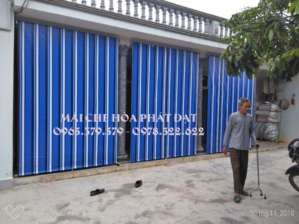 Báo giá bạt che nắng tự cuốn & rèm bạt che ban công ngoài trời giá rẻ 9 Báo giá bạt che nắng tự cuốn & rèm bạt che ban công ngoài trời giá rẻ